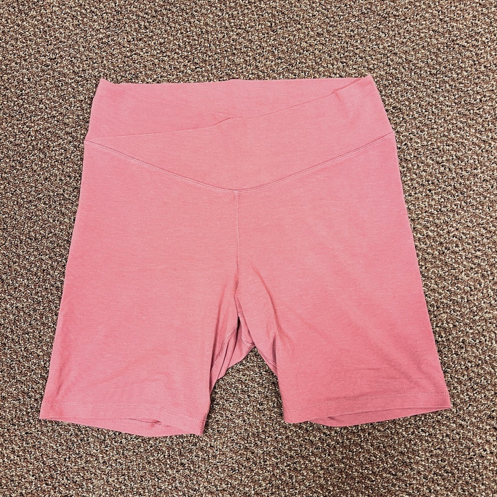 Old Navy Active Powerchill Extra High Rise Biker Short Go Dry Size XL